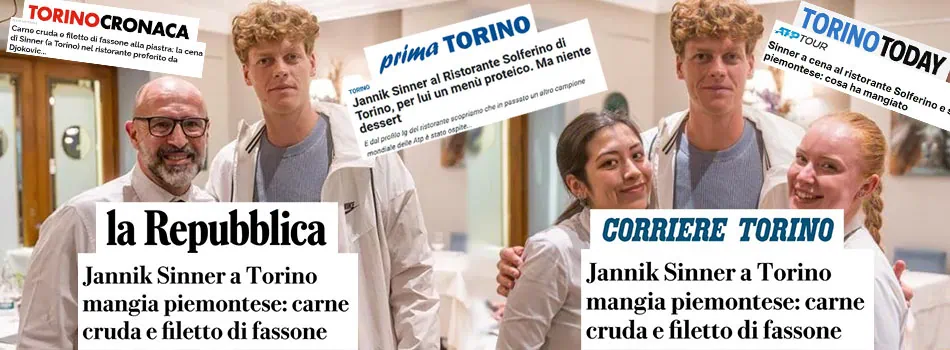 Jannik-Sinner-con-il-personale-del-Ristorante-Solferino-e-i-titoli-dei-giornali-sulla-sua-cena-a-Torinoi